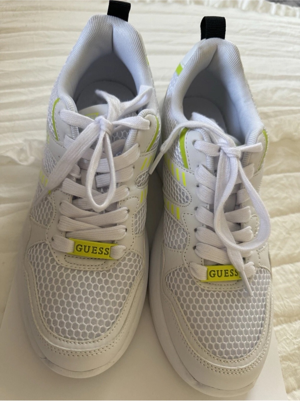 GUESS White Sneakers with Neon Yellow Accents Sz 8.5